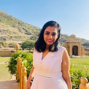 Meet your Posher, Dipti